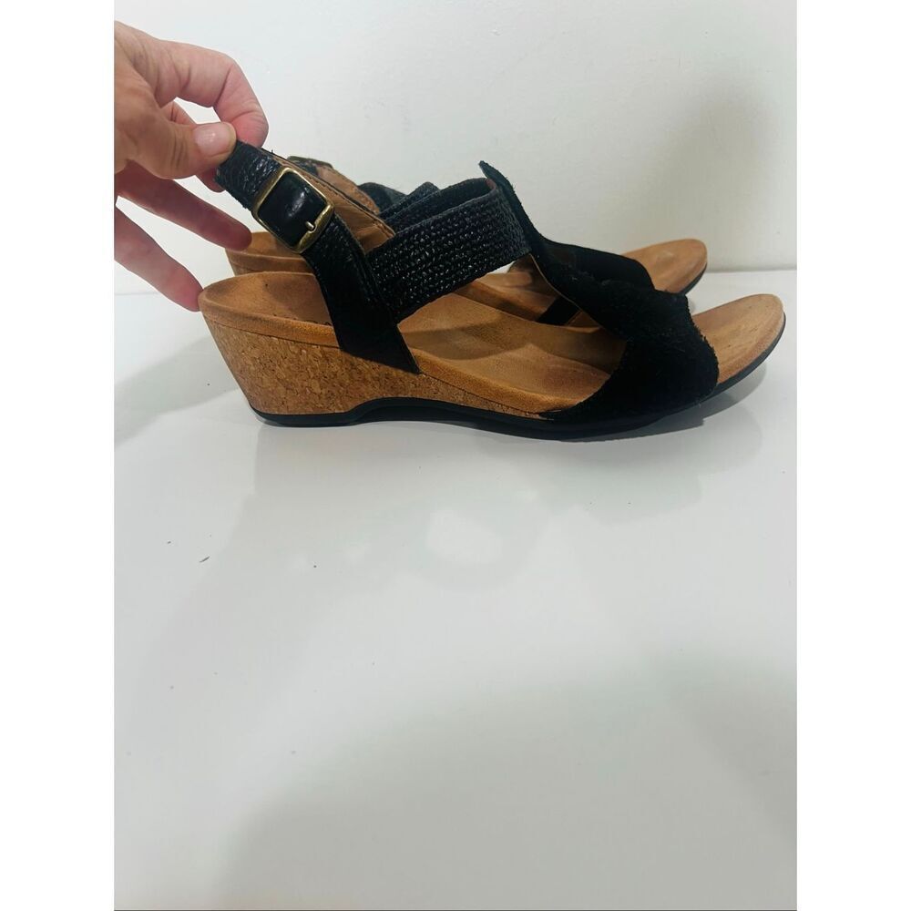 Vionic Kaytie Wedge Sandal Black Suede Leather Sz 9